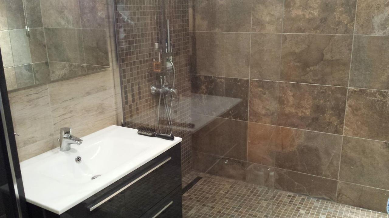 Tres Bel Appartement Vue Mer A Νίκαια Δωμάτιο φωτογραφία
